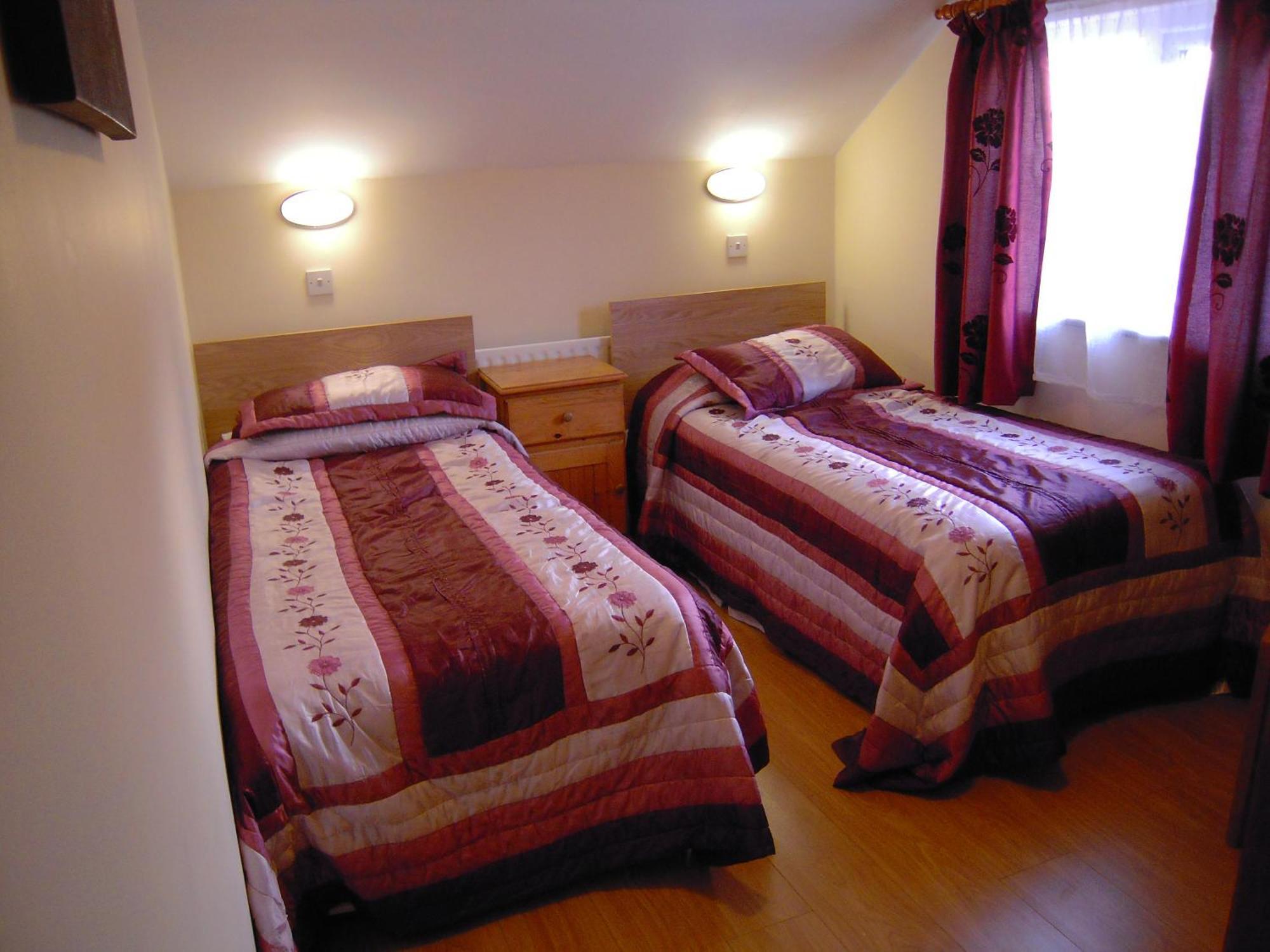 Fortview House Redhills Bagian luar foto