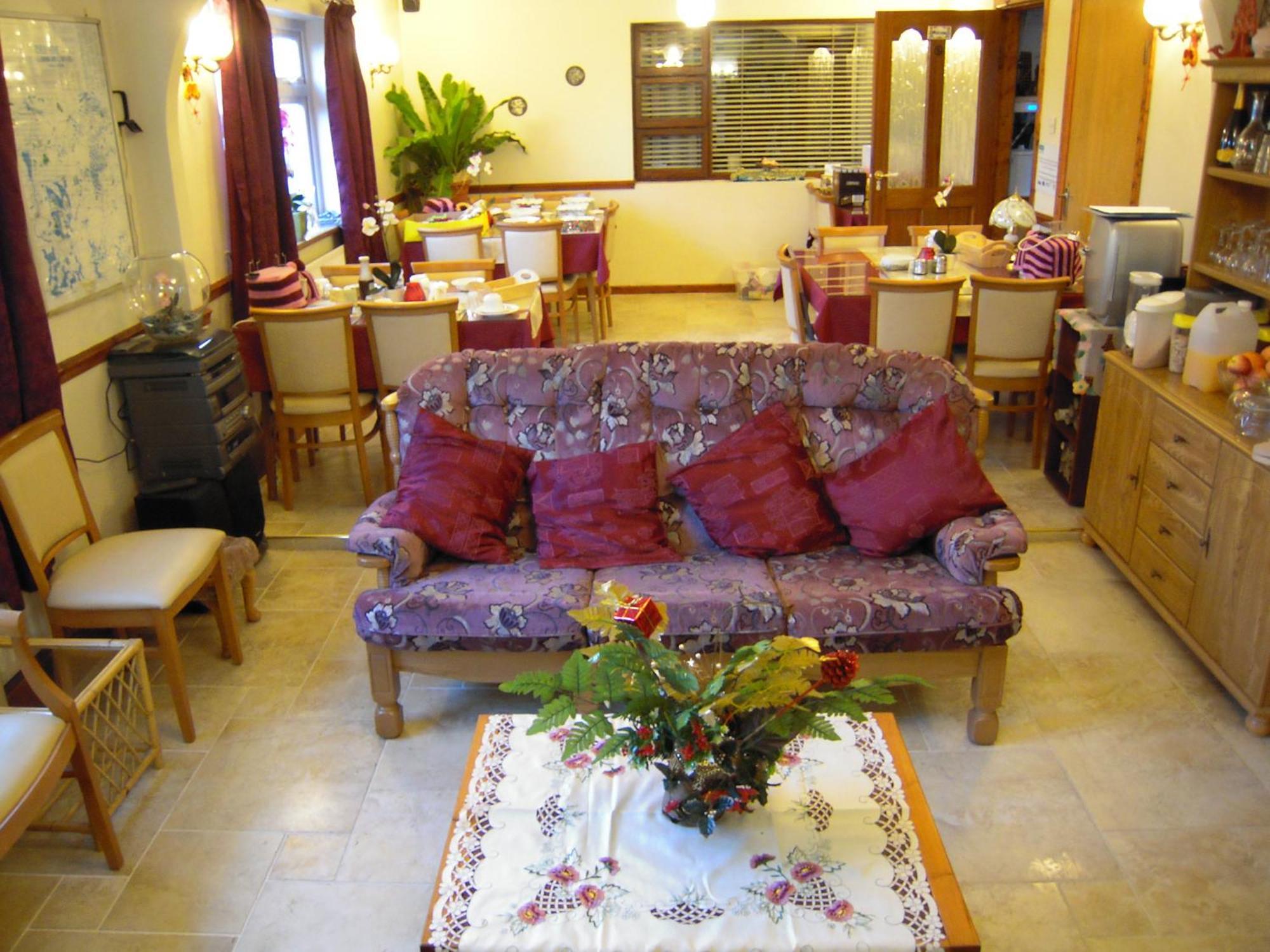 Fortview House Redhills Bagian luar foto